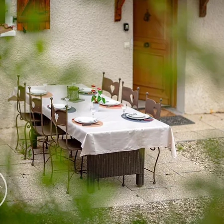Entre Lacs Et Montagnes-jardin-wifi